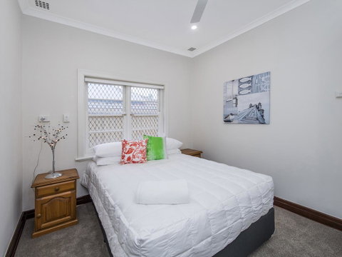 Luxury Federation Style Home - Sleeps 10 - Hotel WA 12