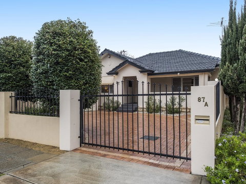 Luxury Federation Style Home - Sleeps 10 - Hotel WA 17