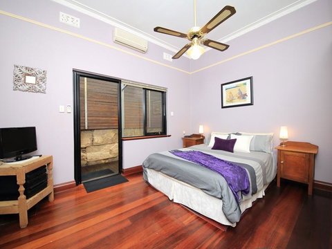 Dawson Accommodation - Hotel WA 3