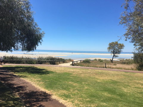Beach House Dunsborough - Hotel WA 21