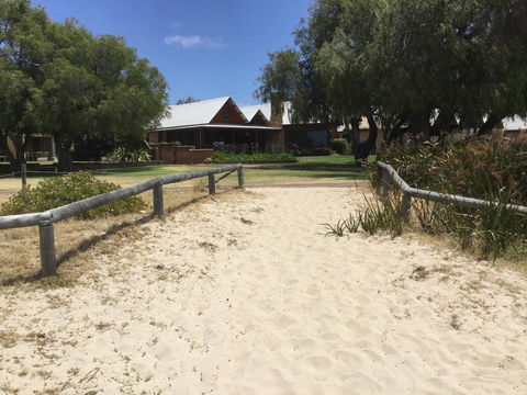 Beach House Dunsborough - Hotel WA 17