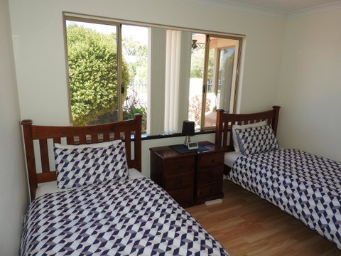 The Royal Dolphin Bed & Breakfast Safety Bay - Hotel WA 16