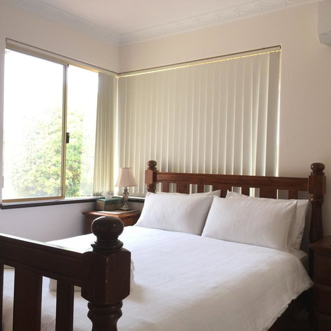 The Royal Dolphin Bed & Breakfast Safety Bay - Hotel WA 3