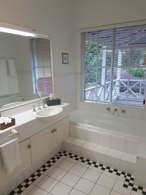 Two Sisters Chalets - Hotel WA 2