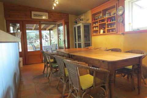 Bentwood Olive Grove Accommodation - Hotel WA 7