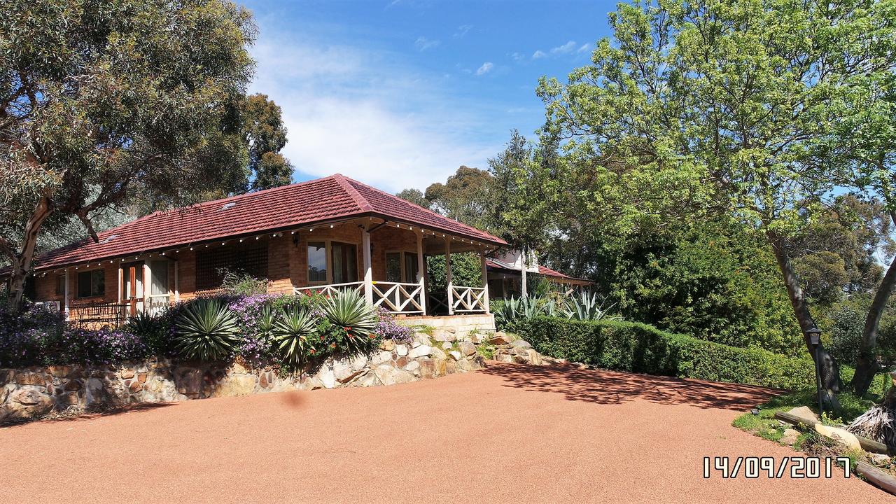 Wungong WA Hotel WA
