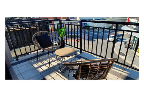 Stylish 1BDR Unit In The Heart Of Subiaco - Hotel WA 10