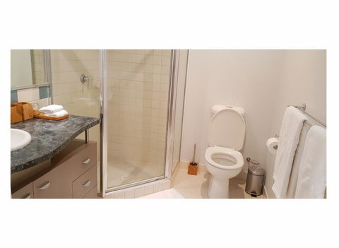 Stylish 1BDR Unit In The Heart Of Subiaco - Hotel WA 9