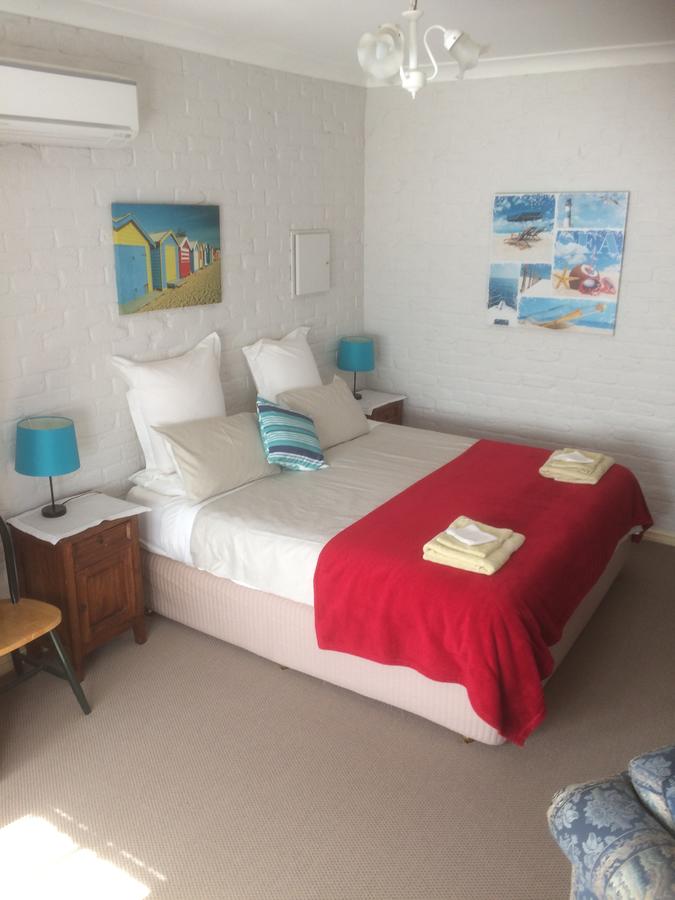Banksia Grove WA Hotel WA