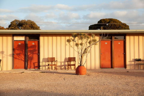 EUCLA MOTOR HOTEL - Hotel WA 7
