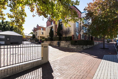Subiaco Village - 34 - Hotel WA 17