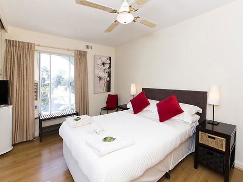 Style In Subiaco - Hotel WA 10