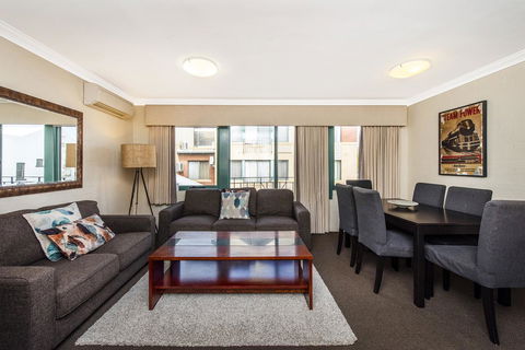 Subiaco Village 18 - Hotel WA 0