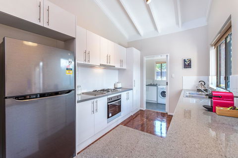 Lotus Perth Retreat - Hotel WA 8
