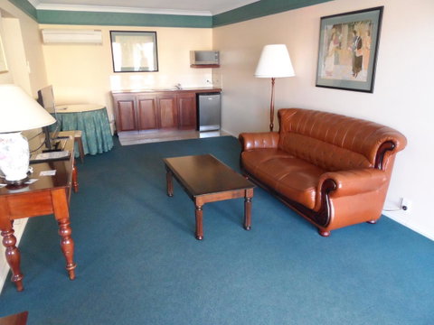 Clifton Motel & Grittleton Lodge - Hotel WA 25