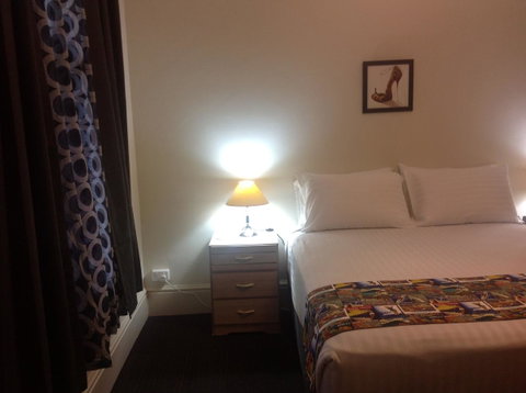 Clifton Motel & Grittleton Lodge - Hotel WA 37
