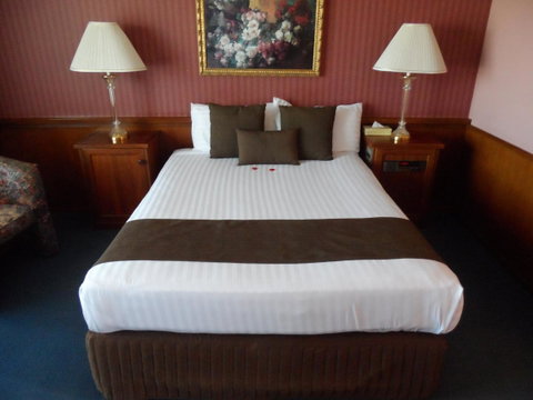 Clifton Motel & Grittleton Lodge - Hotel WA 12