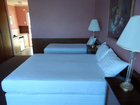 Clifton Motel & Grittleton Lodge - Hotel WA 18