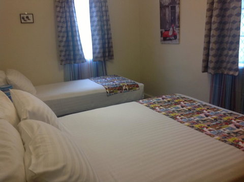 Clifton Motel & Grittleton Lodge - Hotel WA 35