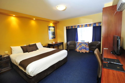 Clifton Motel & Grittleton Lodge - Hotel WA 11