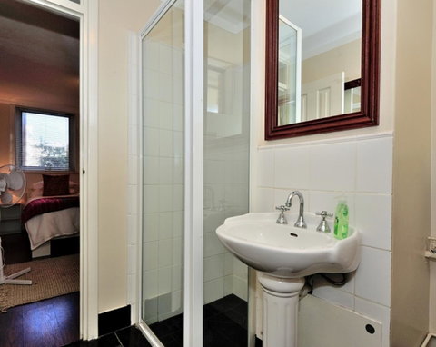 Mollies - Central Fremantle 1 Bedroom Apartment - Hotel WA 5