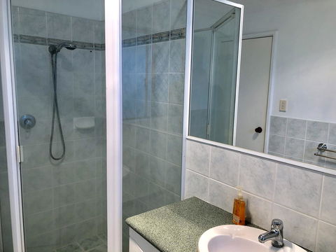 Charming Quiet Lodge-2 Minutes Walk To Shopping Complex - Hotel WA 13