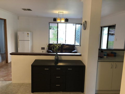 Charming Quiet Lodge-2 Minutes Walk To Shopping Complex - Hotel WA 11