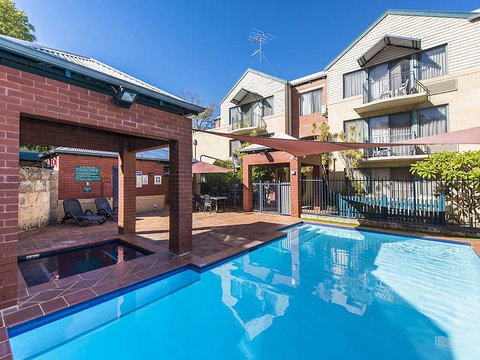 Subiaco Village 28 - Hotel WA 19