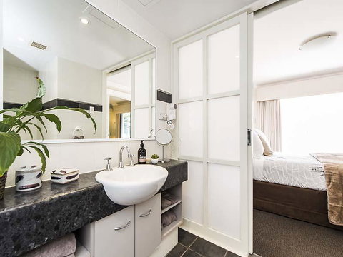 Subiaco Village 28 - Hotel WA 12