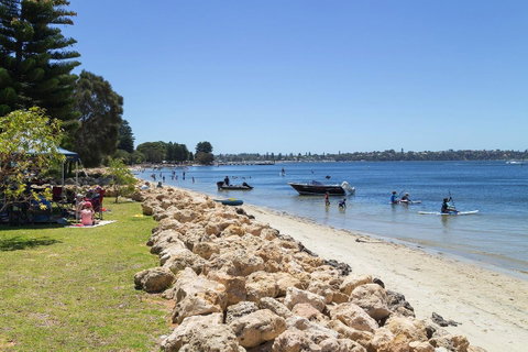 While Away Holiday Accommodation - Hotel WA 19