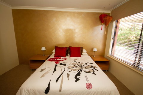 Serendipity - In Town - Margaret River - Hotel WA 6