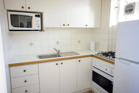 Studio 302 With Ocean Views - Hotel WA 17