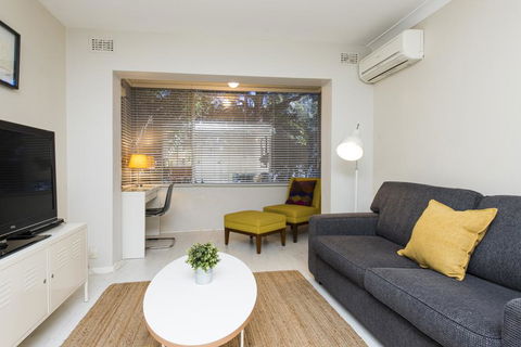 Townshend Rd - Hotel WA 39