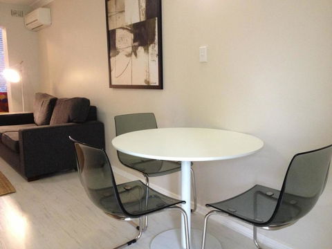 Townshend Rd - Hotel WA 4