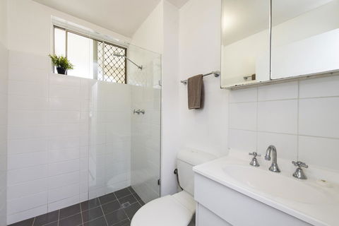 Townshend Rd - Hotel WA 24