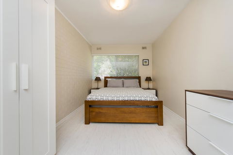 Townshend Rd - Hotel WA 20
