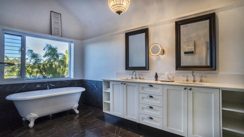 The White House At Wallcliffe Farms - Hotel WA 11