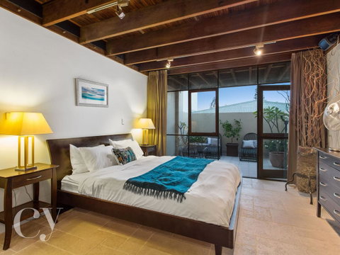 James Street Warehouse - Hotel WA 1