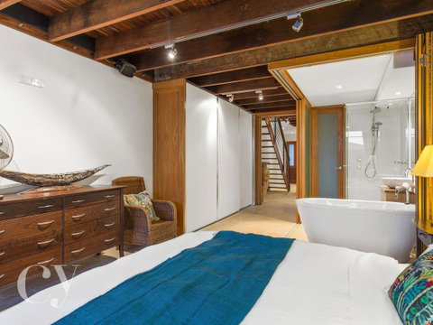 James Street Warehouse - Hotel WA 4