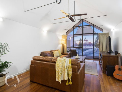 James Street Warehouse - Hotel WA 29