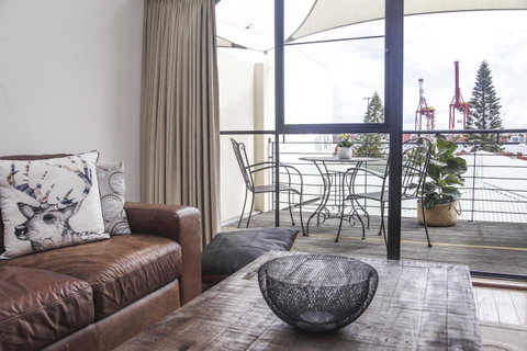 James Street Warehouse - Hotel WA 30