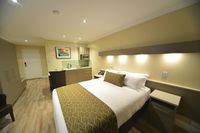 Book Bentley Accommodation Vacations Hotel WA Hotel WA