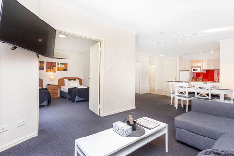 405 Perth City Escape - Hotel WA 37