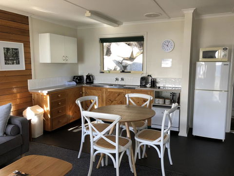 BINALONG BEACH COTTAGE Beachfront At Bay Of Fires Next To Restaurant - Hotel WA 18
