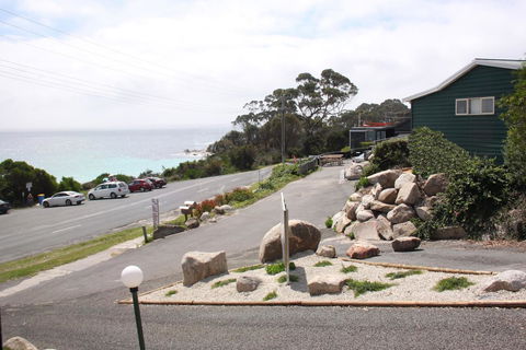 BINALONG BEACH COTTAGE Beachfront At Bay Of Fires Next To Restaurant - Hotel WA 19