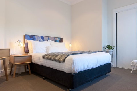 On The Beach Waterfront Apartment - Hotel WA 9
