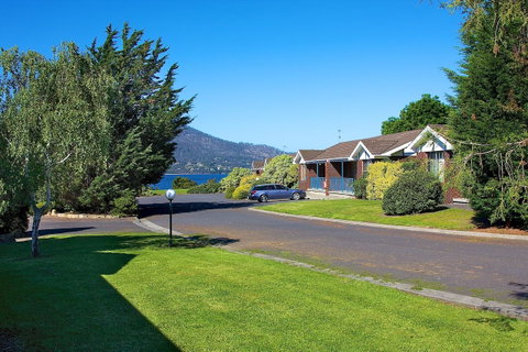 Riverfront Motel & Villas - Hotel WA 28