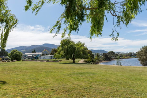 Riverfront Motel & Villas - Hotel WA 0