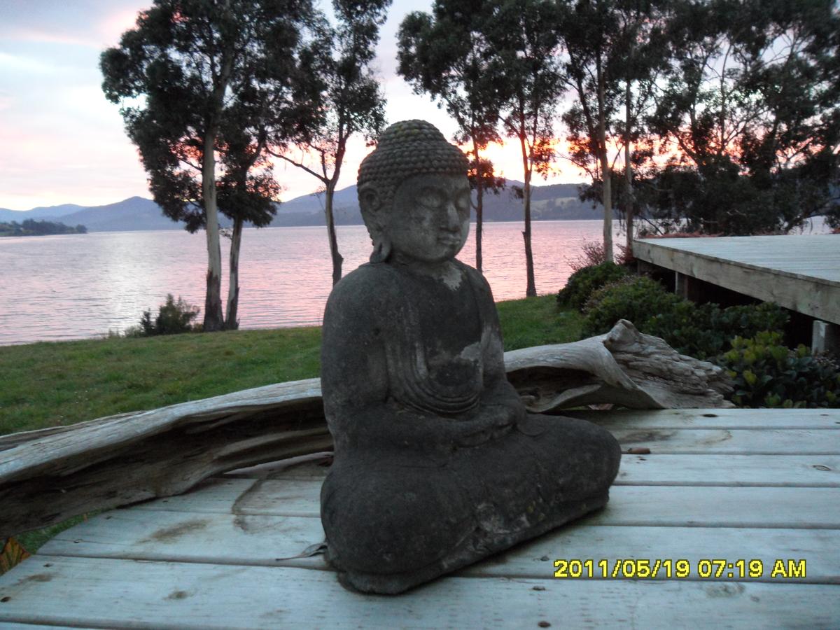 Cairns Bay TAS Hotel WA