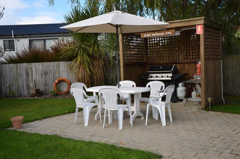 Castaway Holiday Apartments - Hotel WA 13